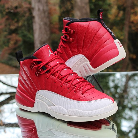Air Jordan 12 Retro Gym Red Size 5Y